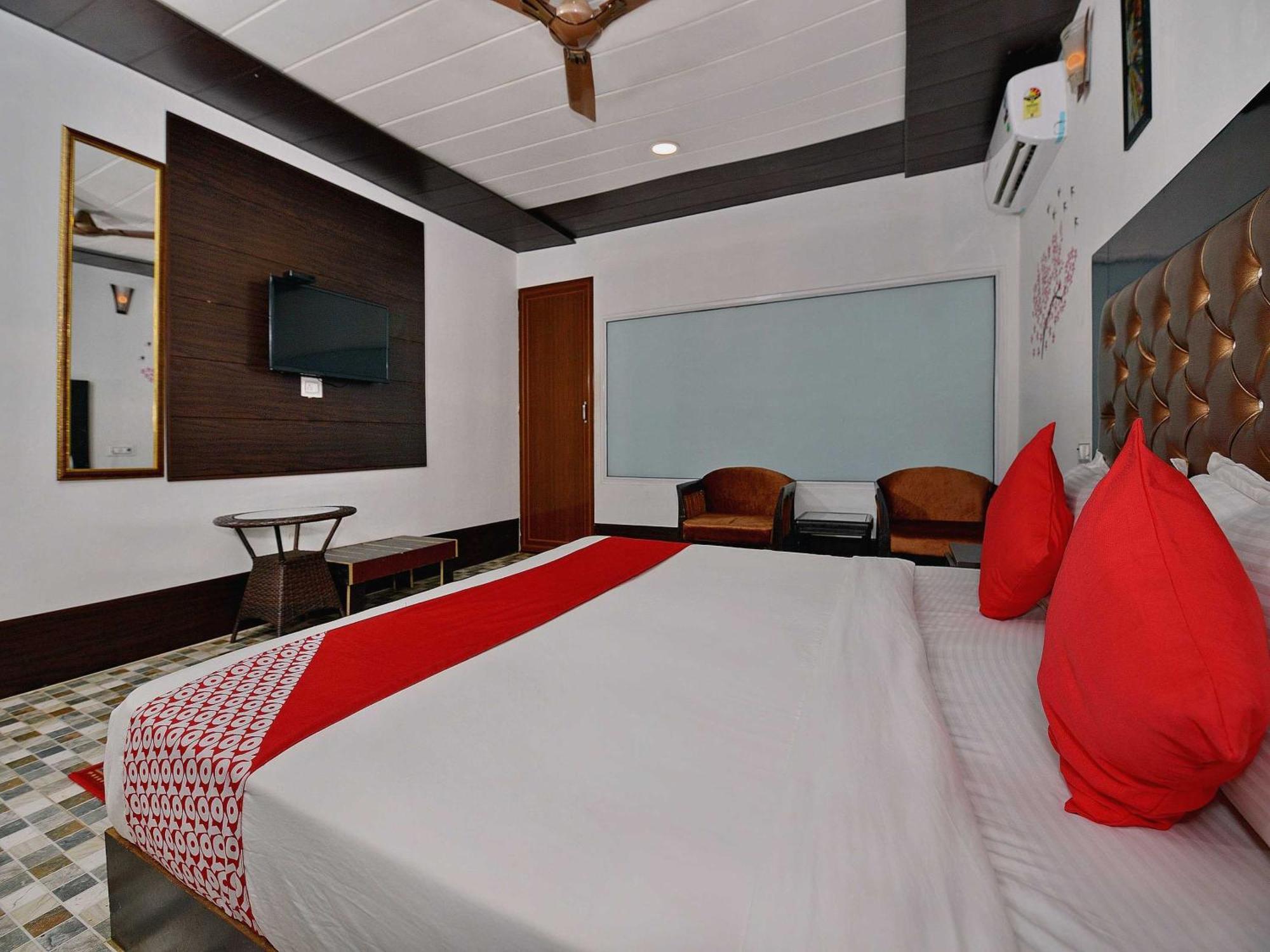 Collection O Retreat Morjim Resort Ngoại thất bức ảnh