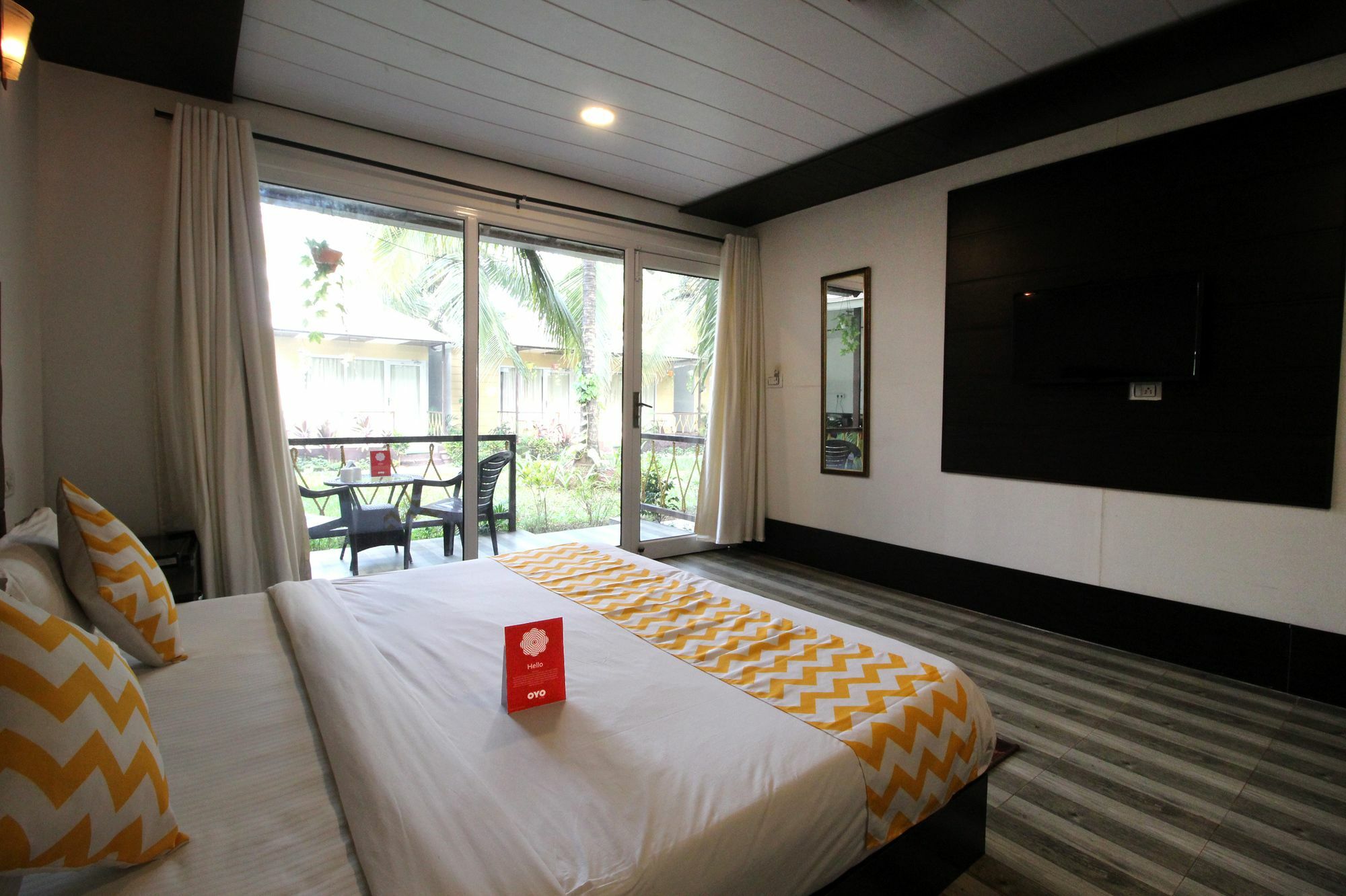 Collection O Retreat Morjim Resort Ngoại thất bức ảnh